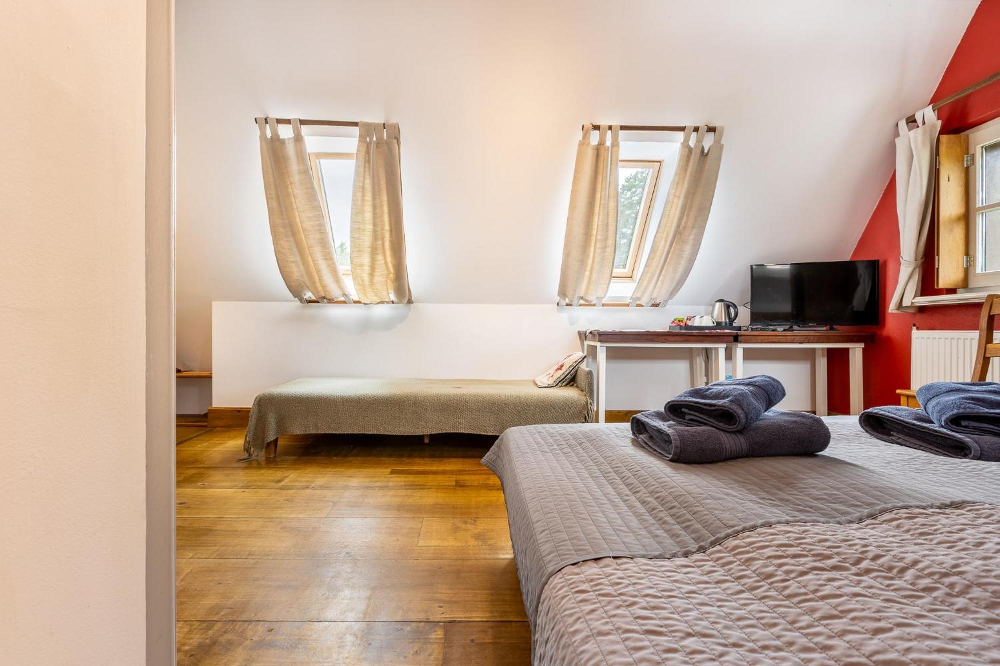 Gosciniec Pod Zajacem Bed & Breakfast โอเลสนิกา ภายนอก รูปภาพ
