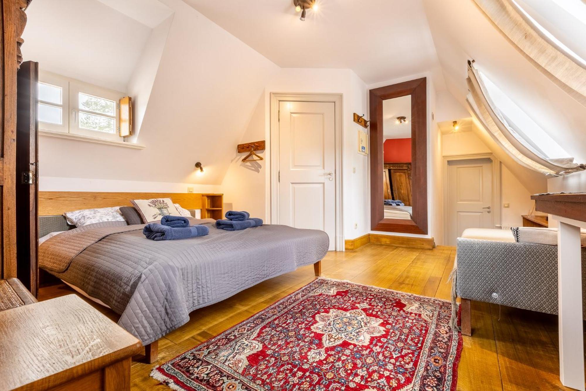 Gosciniec Pod Zajacem Bed & Breakfast โอเลสนิกา ภายนอก รูปภาพ