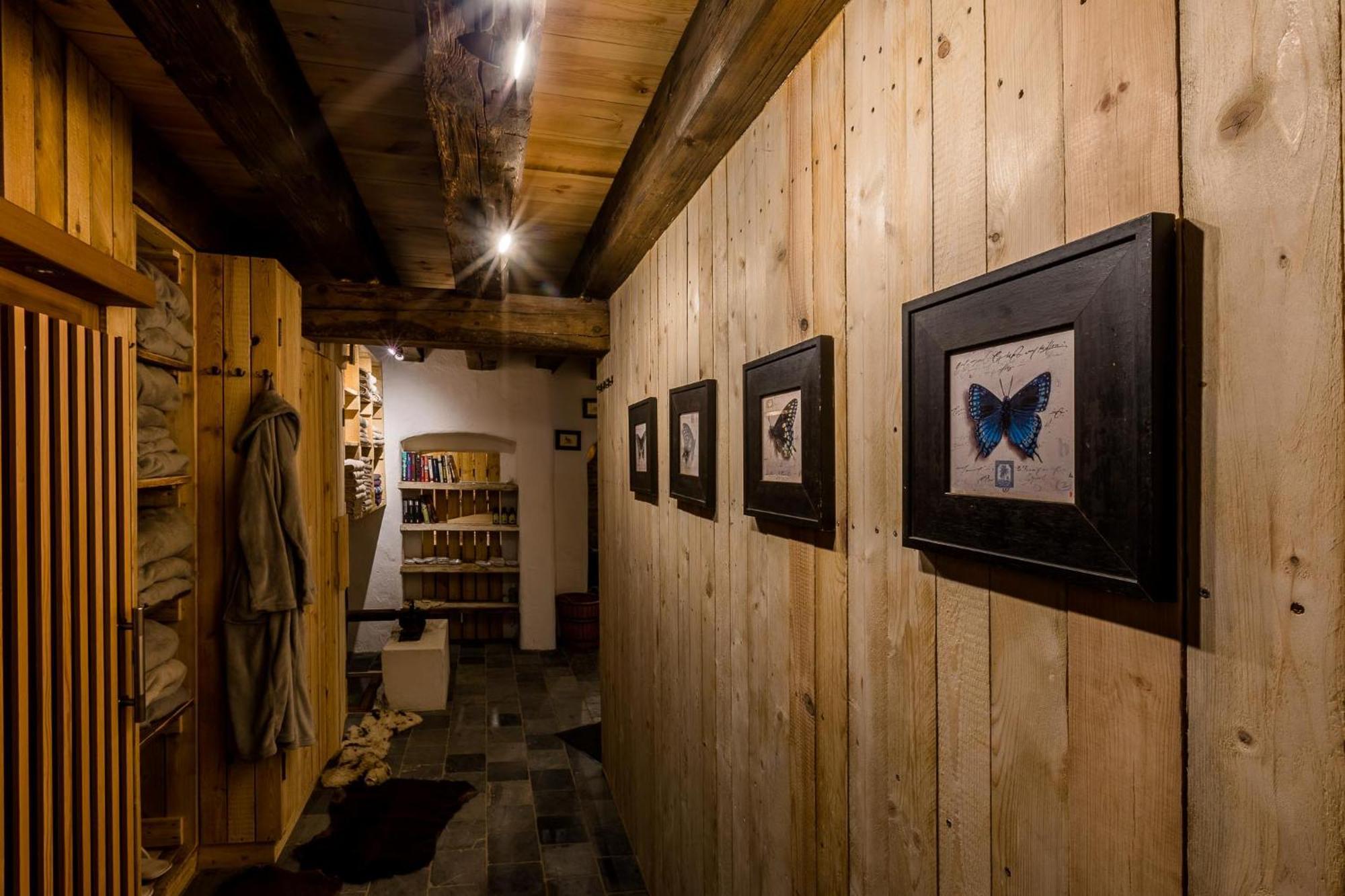Gosciniec Pod Zajacem Bed & Breakfast โอเลสนิกา ภายนอก รูปภาพ
